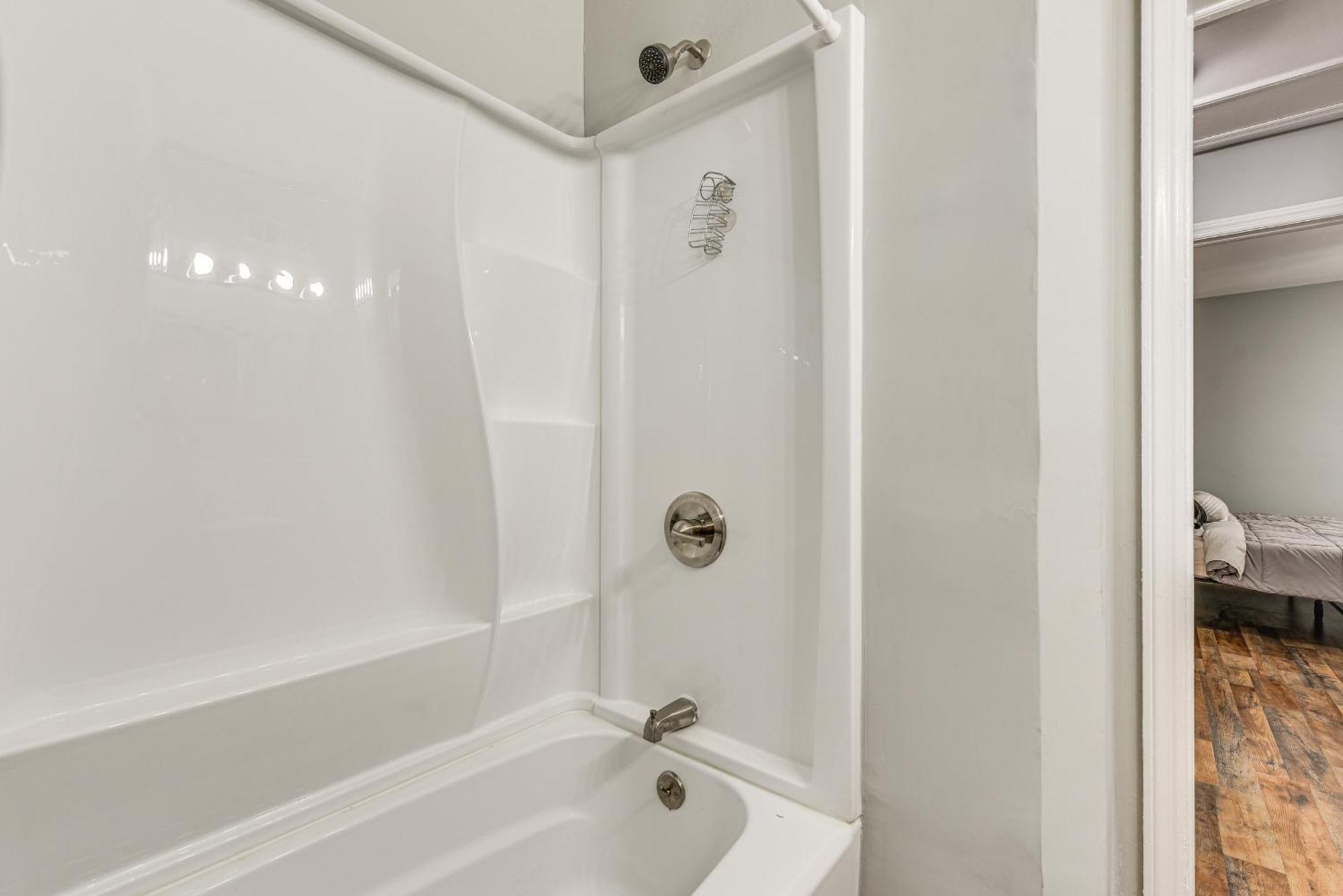 Updated Charlotte Home With Yard About 3 Mi To Uptown! Exterior foto